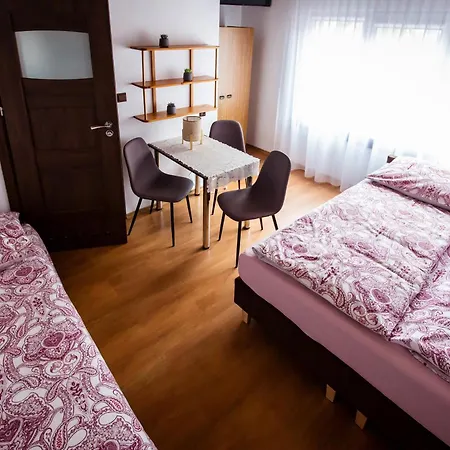 Hortensjowy Zakatek Goscinne Проживание в семье *