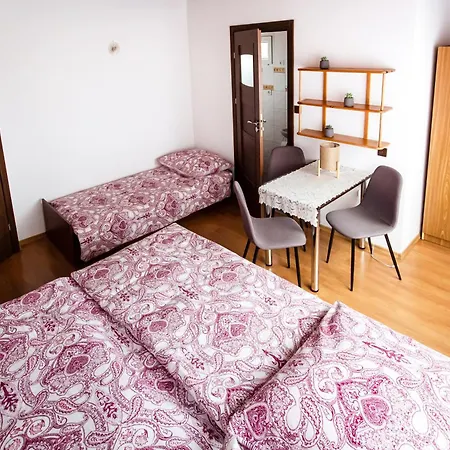 Hortensjowy Zakatek Goscinne * Леба