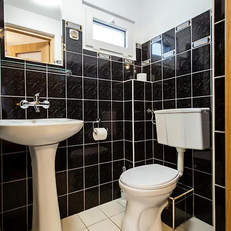 Homestay Hortensjowy Zakatek Goscinne Leba