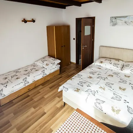 Hortensjowy Zakatek Goscinne Леба