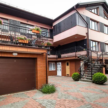 Проживание в семье Hortensjowy Zakatek Goscinne