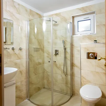 Hortensjowy Zakatek Goscinne Homestay *