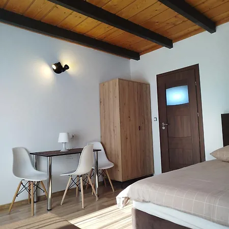 Проживание в семье Hortensjowy Zakatek Goscinne