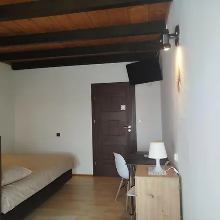 Проживание в семье Hortensjowy Zakatek Goscinne Леба