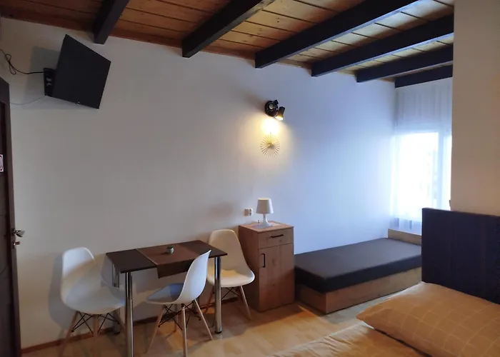 Hortensjowy Zakatek Goscinne * Łeba